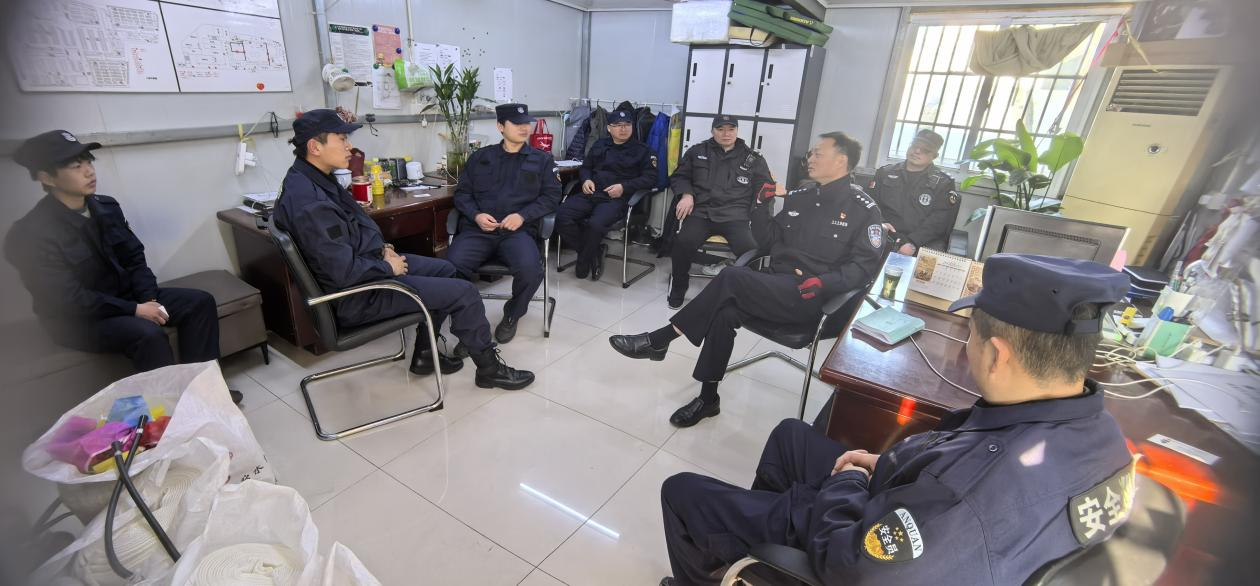 警企聯(lián)動(dòng)護(hù)商圈  錢江商城安保培訓(xùn)提質(zhì)效