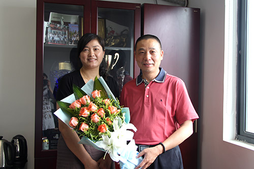 20140620生日慰問企業(yè)負(fù)責(zé)人 (1).jpg